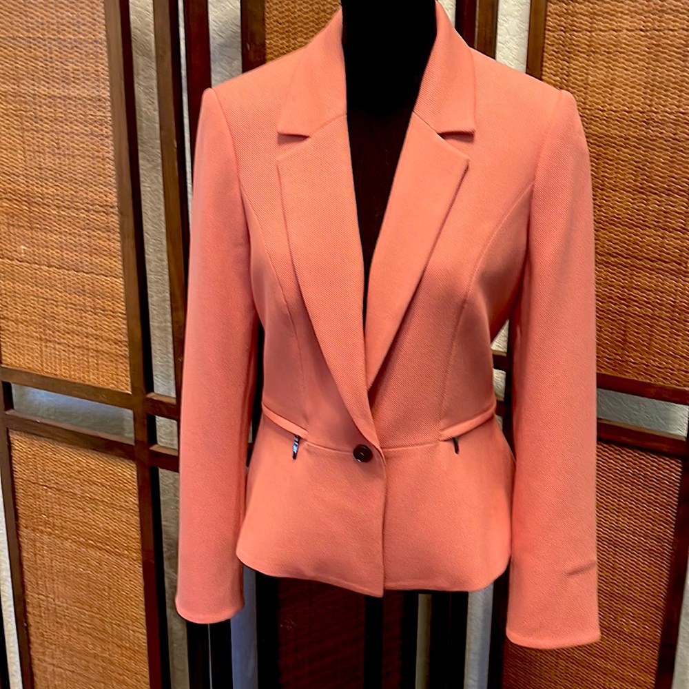 NWT WHBM The Luxe Suiting Blazer - Sz 6